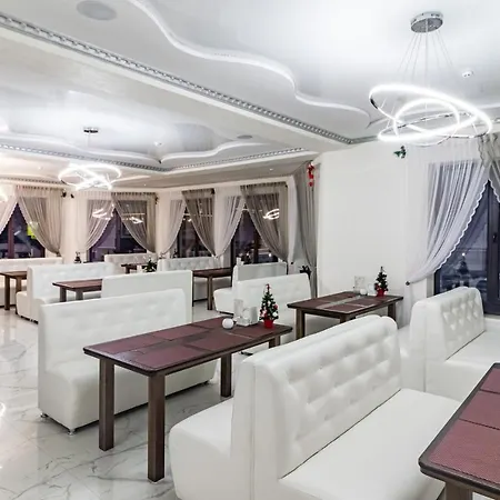 Hotel Mirage *
